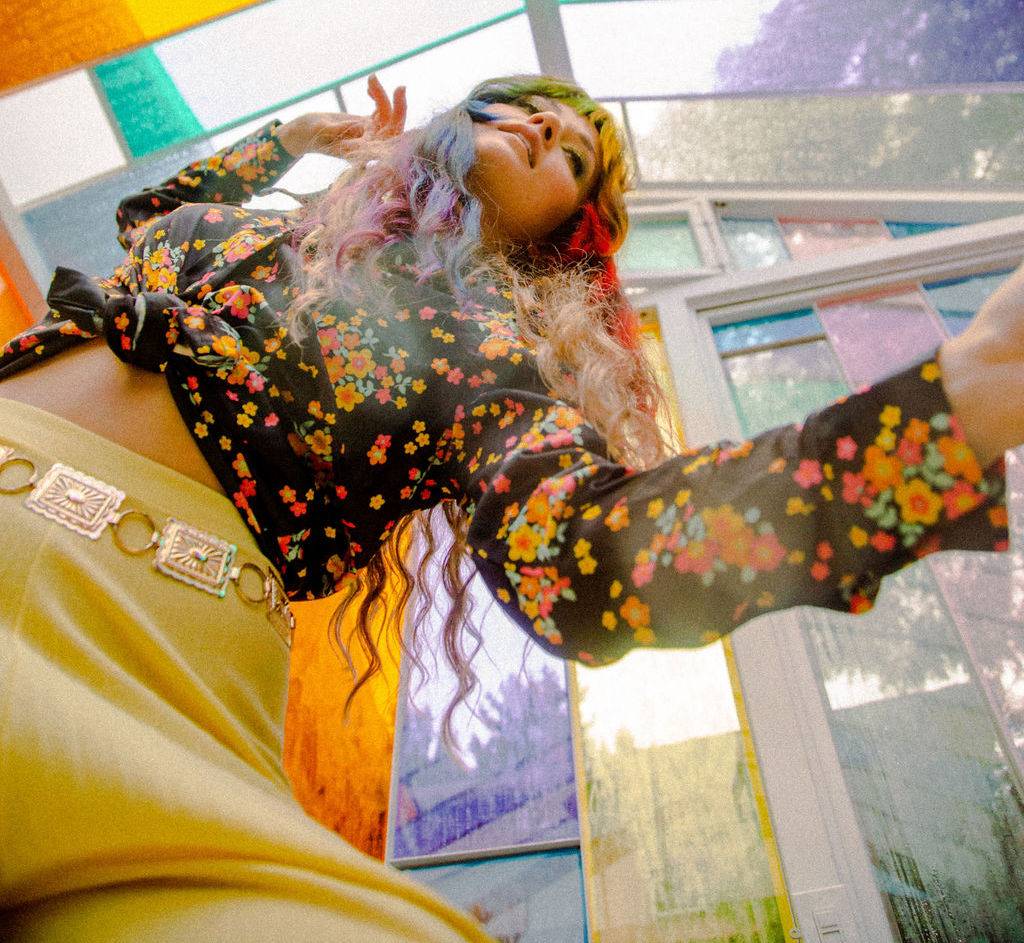 Lauren Ruth Ward reschedules tour to November/December